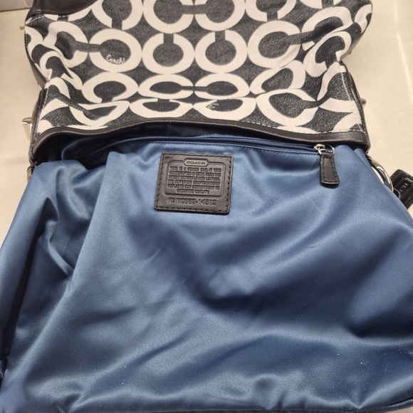 Coach  Peyton Op Art Black and White Women's Bag - Picture 8 of 16